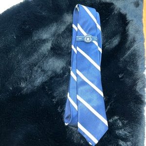 IZOD Mens Tie brand new
